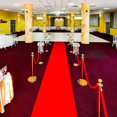 Motel Dasiana Тыргу-Жиу Экстерьер фото