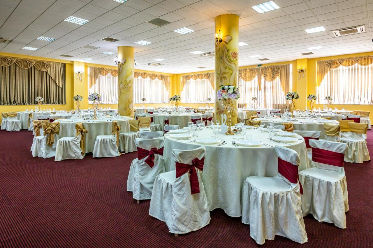 Motel Dasiana Тыргу-Жиу Экстерьер фото