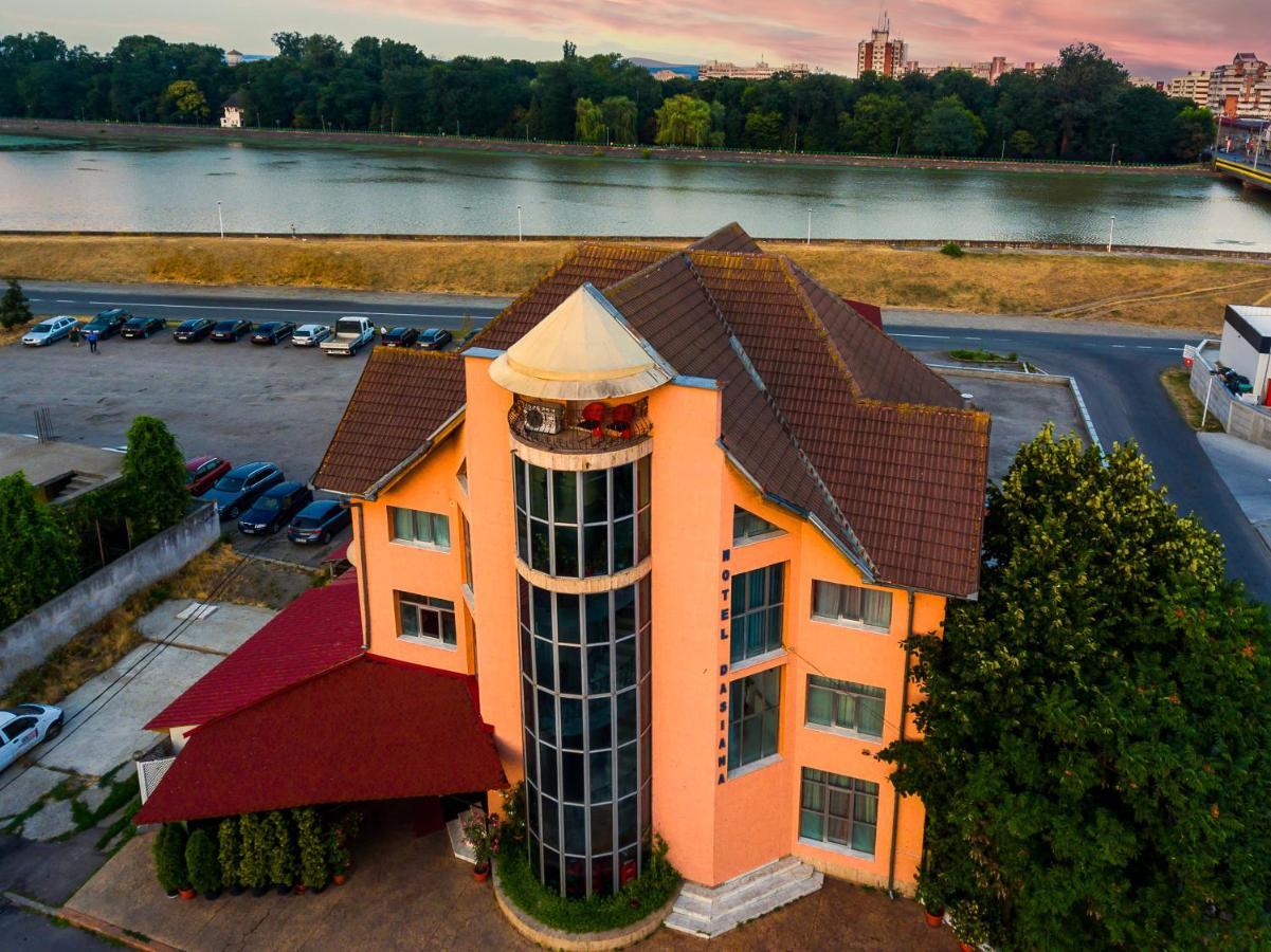 Motel Dasiana Тыргу-Жиу Экстерьер фото